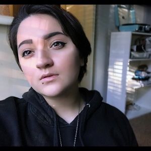 Meet your Posher, Leo